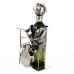 Kovový stojan na víno s motívom Bubeník, Promitor Vinorum | regioWine