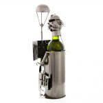 Kovový stojan na víno s motívom Elektrikár s lamopou, Promitor Vinorum | regioWine