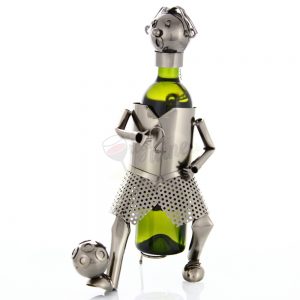 Kovový stojan na víno s motívom Futbalista, Promitor Vinorum | regioWine