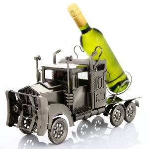 Kovový stojan na víno s motívom Kamión, Promitor Vinorum | regioWine