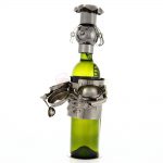 Kovový stojan na víno s motívom Kuchár s riadom, Promitor Vinorum | regioWine