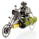 Kovový stojan na víno s motívom Motorkári, Promitor Vinorum | regioWine