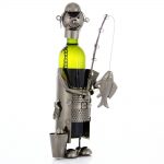 Kovový stojan na víno s motívom Rybár, Promitor Vinorum | regioWine