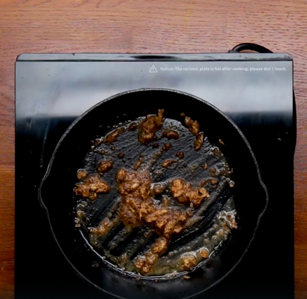 Recept: Prudko opečené kačacie prsia s červeným vínom, pomarančom a olivovým olejom | regioWine